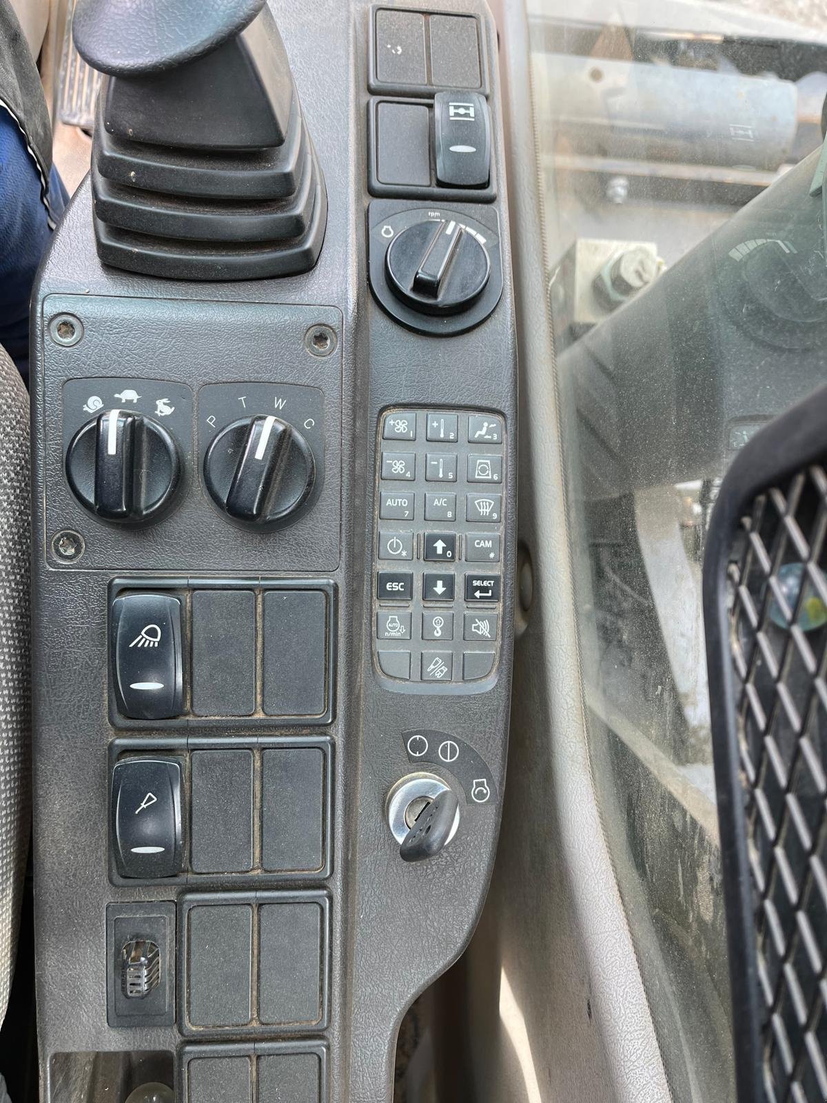 Mobilbagger του τύπου Volvo EW180 C, Gebrauchtmaschine σε Neureichenau (Φωτογραφία 23)