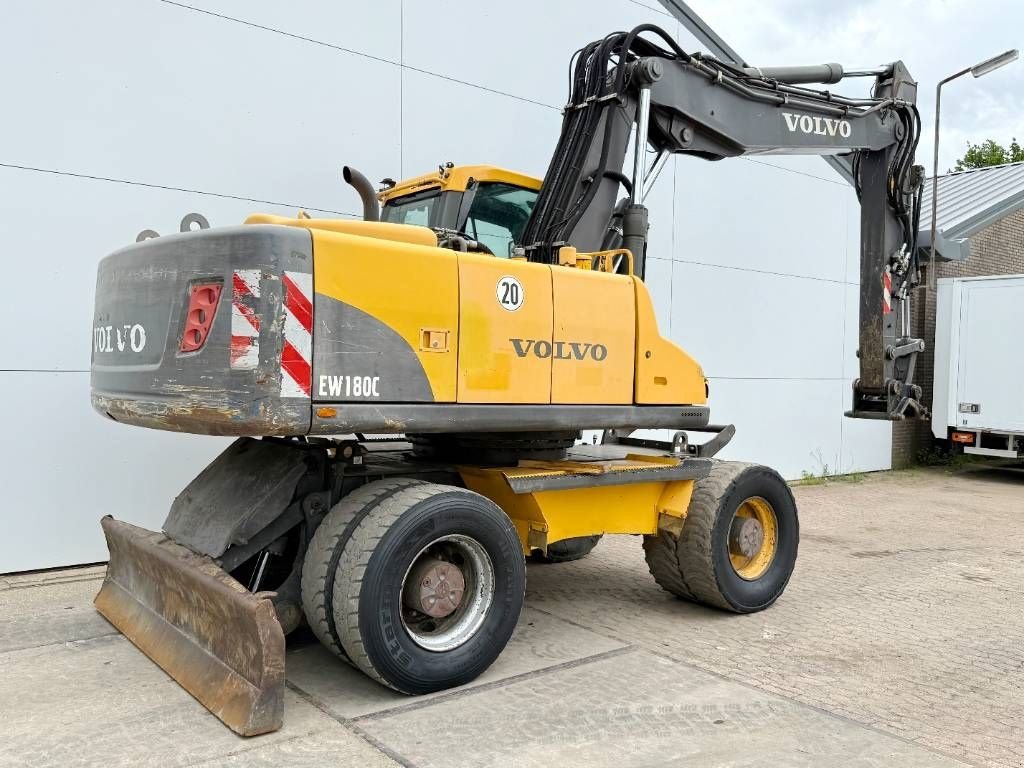 Mobilbagger typu Volvo EW180C - Dutch Machine / Triple Boom, Gebrauchtmaschine v Veldhoven (Obrázek 5)