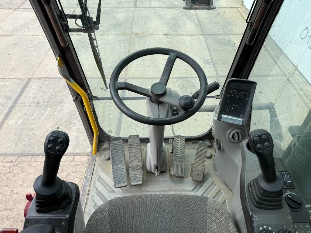 Mobilbagger typu Volvo EW180C - Dutch Machine / Triple Boom, Gebrauchtmaschine v Veldhoven (Obrázek 10)