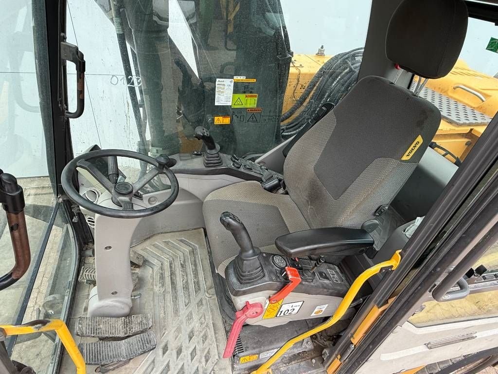 Mobilbagger typu Volvo EW180C - Dutch Machine / Triple Boom, Gebrauchtmaschine v Veldhoven (Obrázek 9)