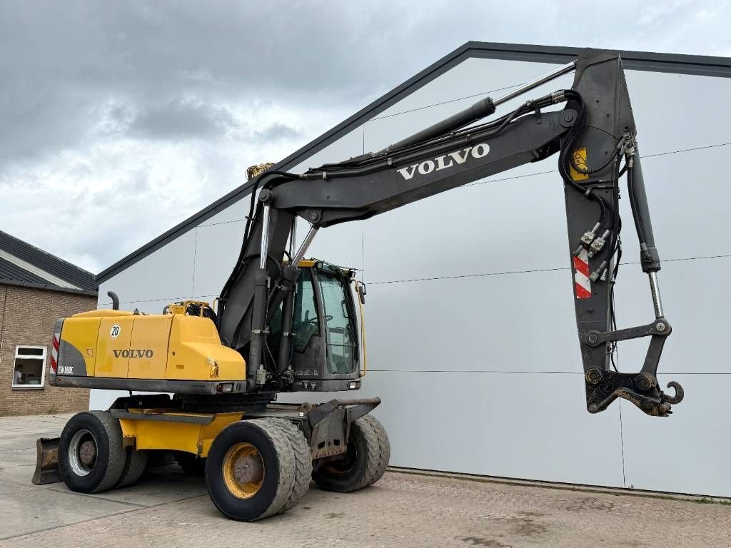 Mobilbagger typu Volvo EW180C - Dutch Machine / Triple Boom, Gebrauchtmaschine v Veldhoven (Obrázek 8)