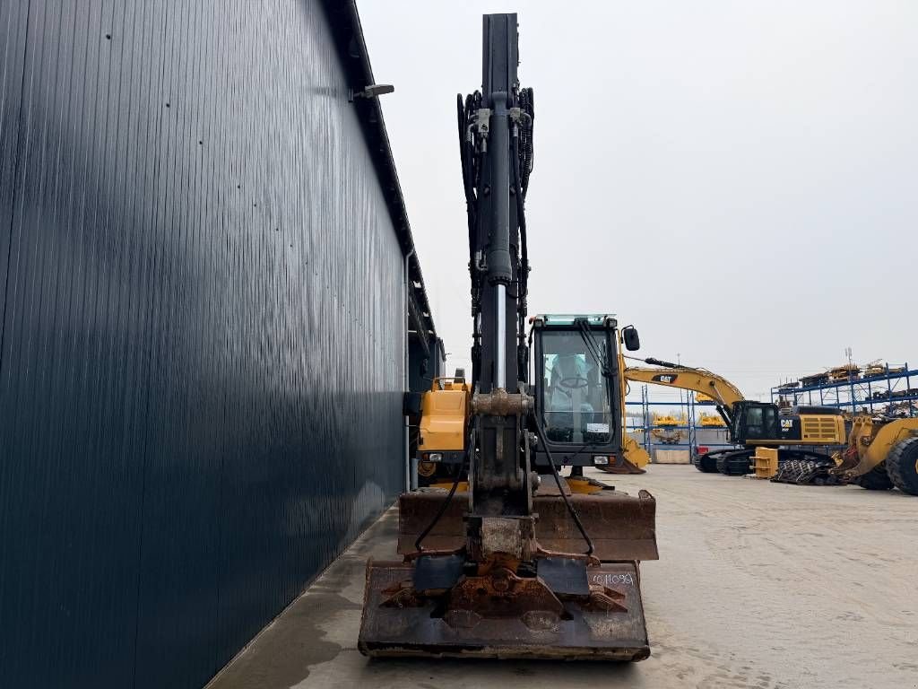 Mobilbagger of the type Volvo EW180D, Gebrauchtmaschine in Venlo (Picture 11)