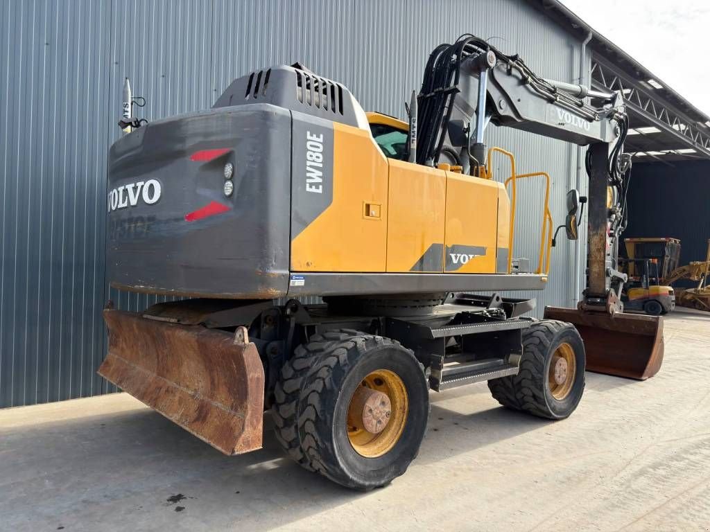 Mobilbagger za tip Volvo EW180E, Gebrauchtmaschine u Venlo (Slika 4)