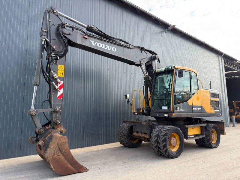 Mobilbagger za tip Volvo EW180E, Gebrauchtmaschine u Venlo