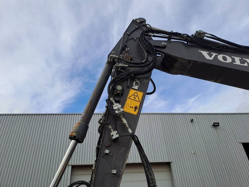 Mobilbagger typu Volvo EWR150E+Engcon Rototilt, Gebrauchtmaschine w Stabroek (Zdjęcie 8)