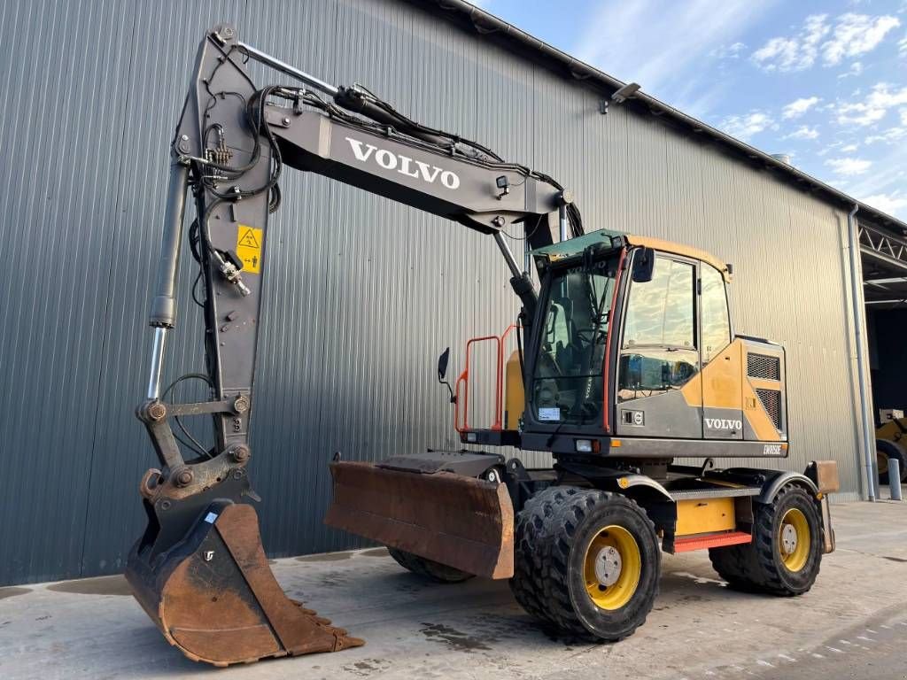 Mobilbagger tip Volvo EWR150E - Stabilizers, Gebrauchtmaschine in Venlo (Poză 2)