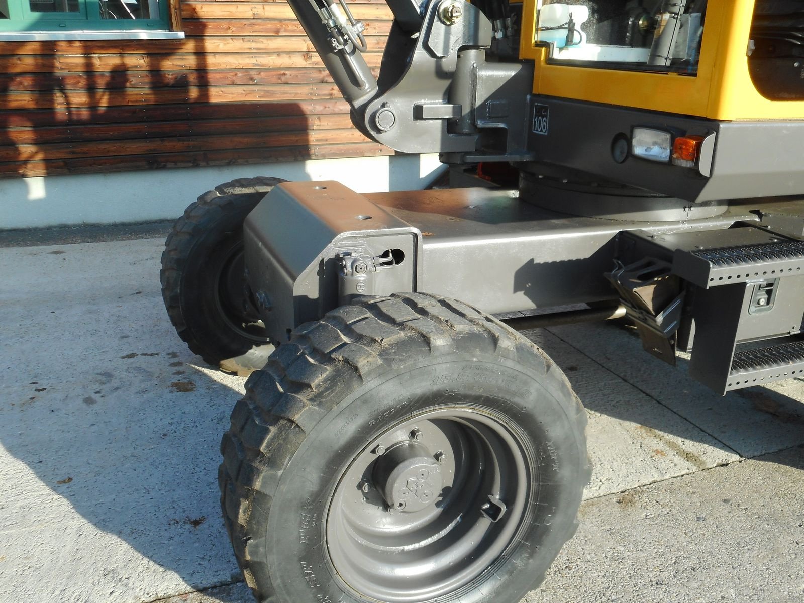 Mobilbagger des Typs Volvo PELJOB EW 50 ( 256 ), Gebrauchtmaschine in St. Nikolai ob Draßling (Bild 12)