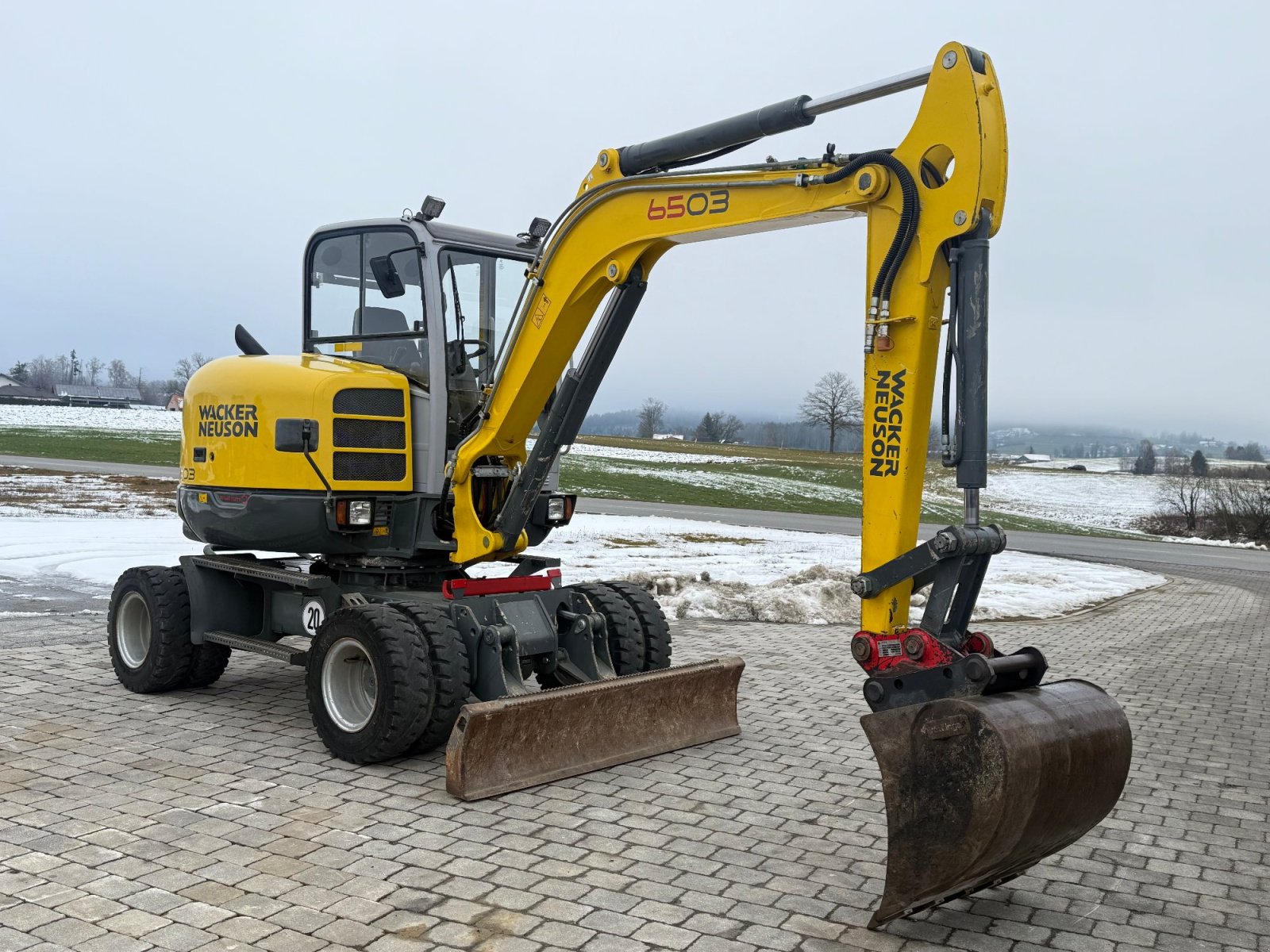 Mobilbagger of the type Wacker Neuson 6503 WD, Gebrauchtmaschine in Neureichenau (Picture 3)