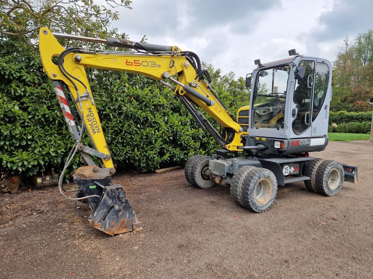 Mobilbagger tip Wacker Neuson 6503, Gebrauchtmaschine in Oirschot (Poză 4)