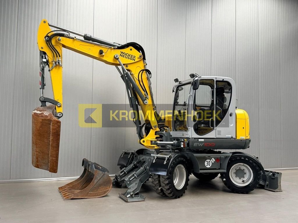 Mobilbagger za tip Wacker Neuson EW 100 Powertilt, Gebrauchtmaschine u Apeldoorn (Slika 2)