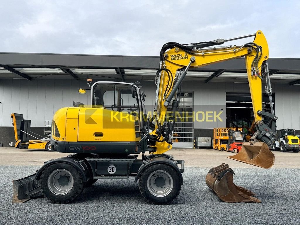 Mobilbagger of the type Wacker Neuson EW 100, Gebrauchtmaschine in Apeldoorn (Picture 5)