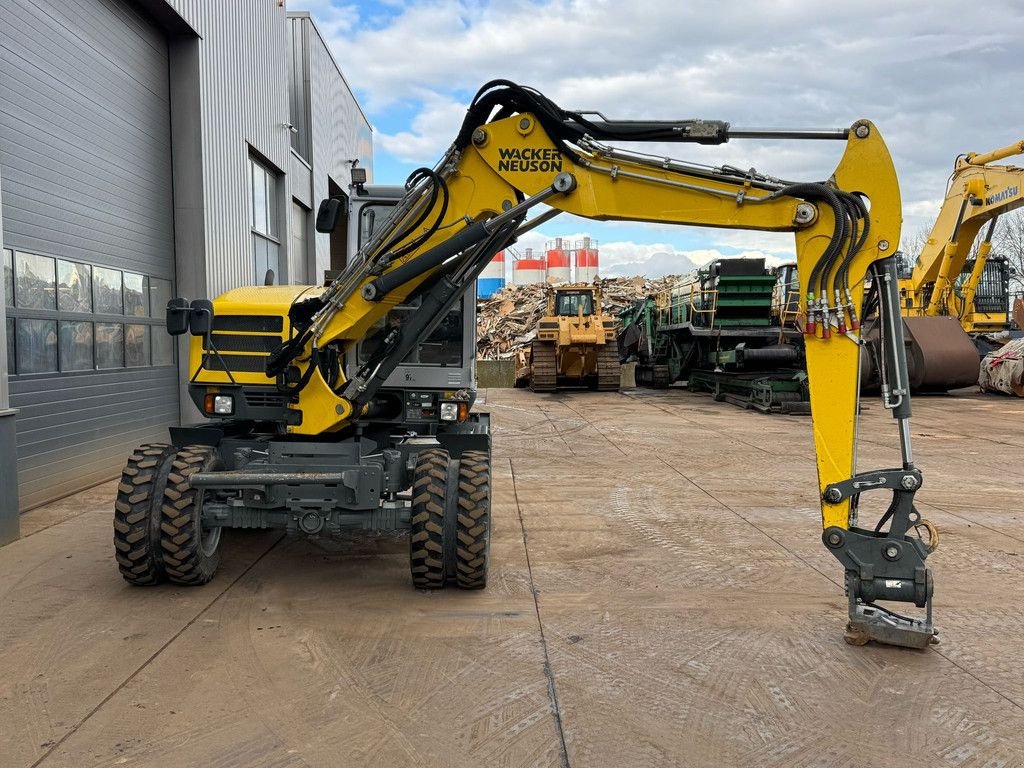 Mobilbagger типа Wacker Neuson EW100 E06-03, Gebrauchtmaschine в Velddriel (Фотография 11)