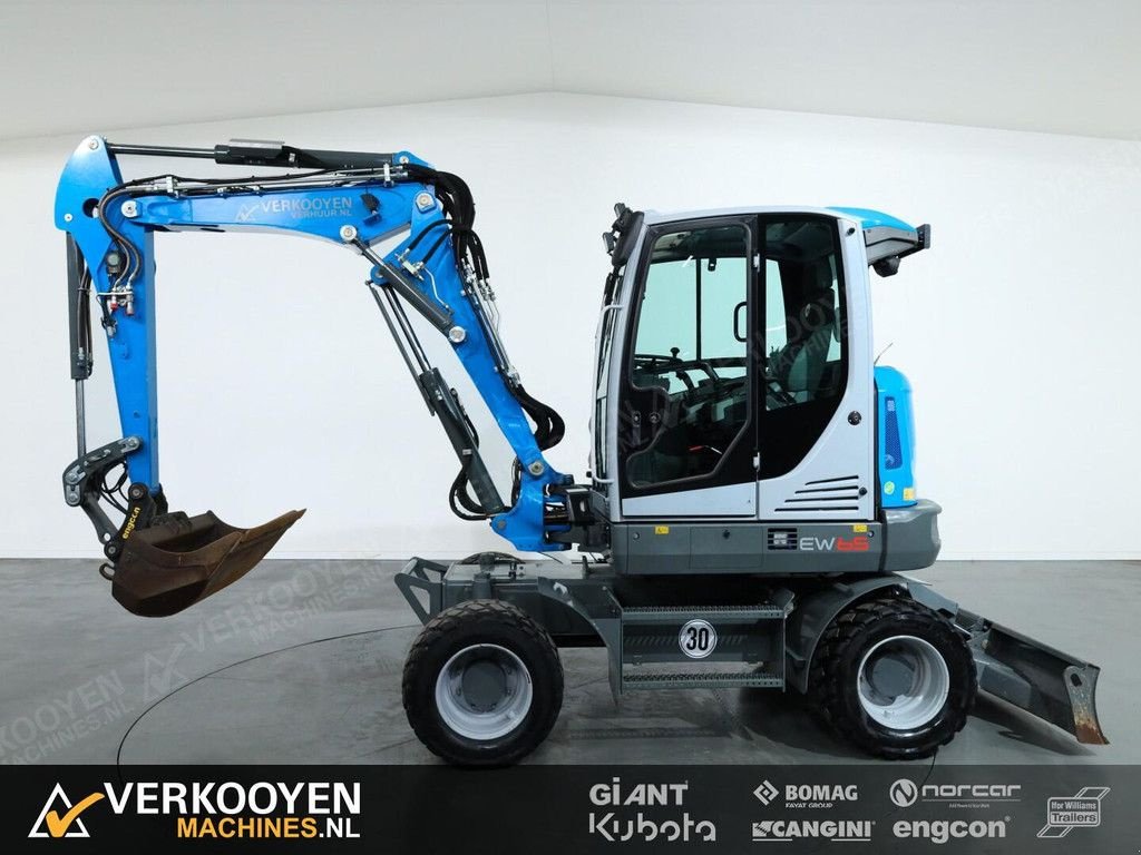 Mobilbagger of the type Wacker Neuson EW65 + Engcon EC206 S40, Gebrauchtmaschine in Vessem (Picture 2)