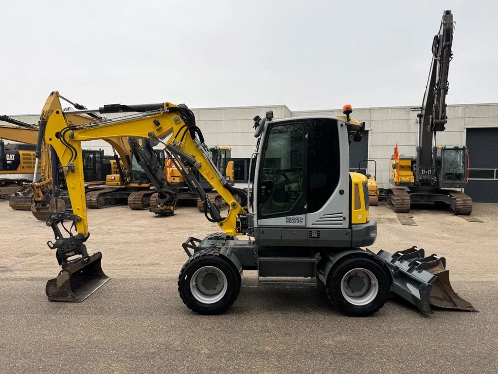Mobilbagger tip Wacker Neuson EW65, Gebrauchtmaschine in Doetinchem (Poză 2)