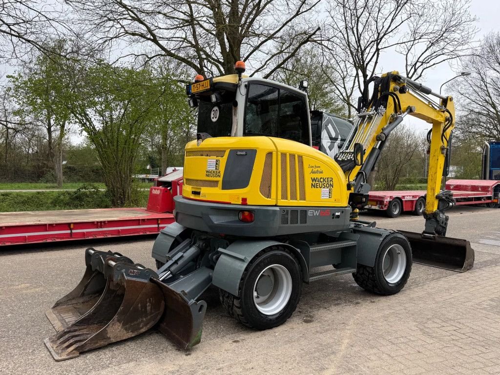 Mobilbagger tip Wacker Neuson EW65, Gebrauchtmaschine in Doetinchem (Poză 4)