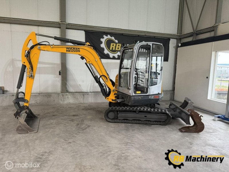 Mobilbagger du type Wacker Neuson EZ38, Gebrauchtmaschine en Heerenveen