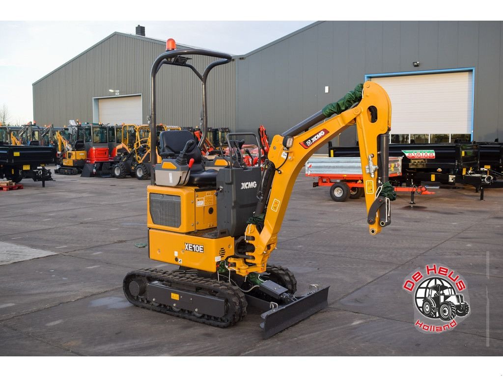 Mobilbagger des Typs XCMG XE10E graafmachine, Neumaschine in MIJNSHEERENLAND (Bild 4)