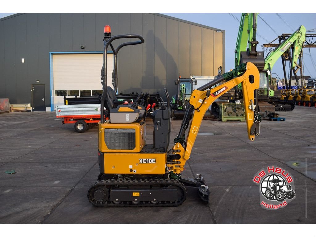 Mobilbagger des Typs XCMG XE10E graafmachine, Neumaschine in MIJNSHEERENLAND (Bild 5)
