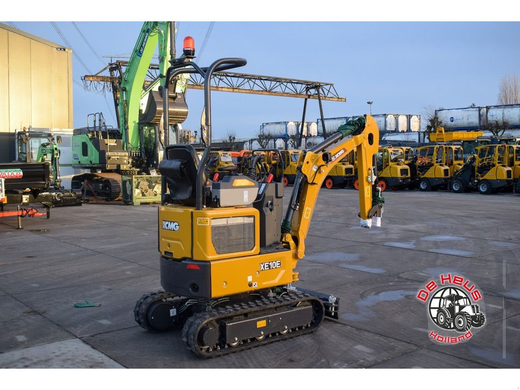 Mobilbagger des Typs XCMG XE10E graafmachine, Neumaschine in MIJNSHEERENLAND (Bild 7)
