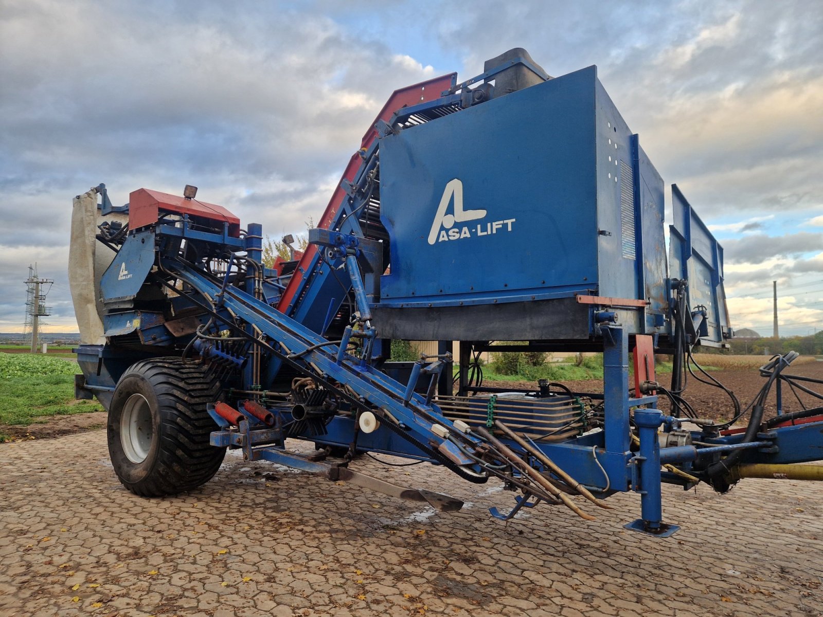 Möhrenvollernter vrste ASA-Lift T100B, Gebrauchtmaschine v Bergrheinfeld (Slika 1)