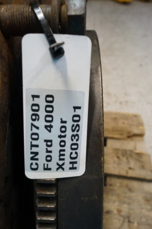 Motor & Motorteile des Typs Ford 4000, Gebrauchtmaschine in Hemmet (Bild 25)