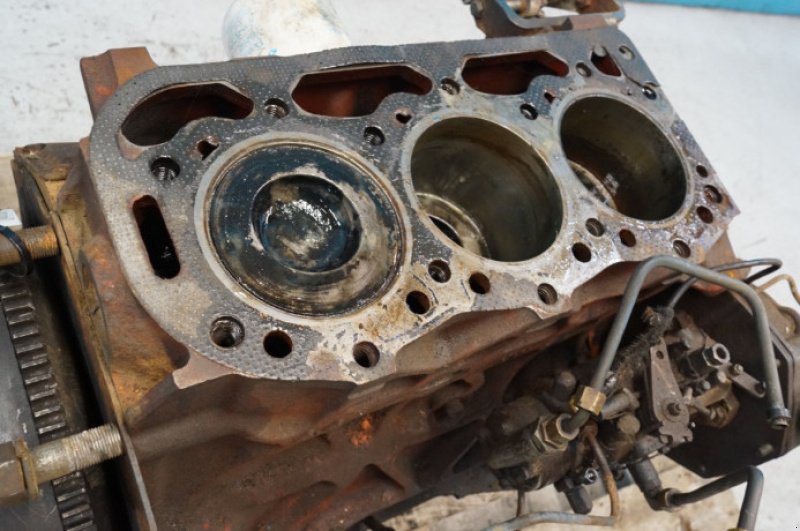 Motor & Motorteile des Typs Ford 4000, Gebrauchtmaschine in Hemmet (Bild 5)