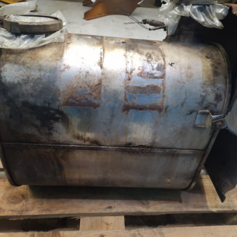 Motor & Motorteile типа Valtra T213, Gebrauchtmaschine в Hemmet (Фотография 11)