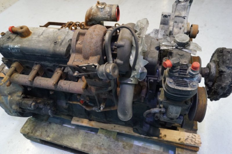 Motor & Motorteile типа Valtra T213, Gebrauchtmaschine в Hemmet (Фотография 12)
