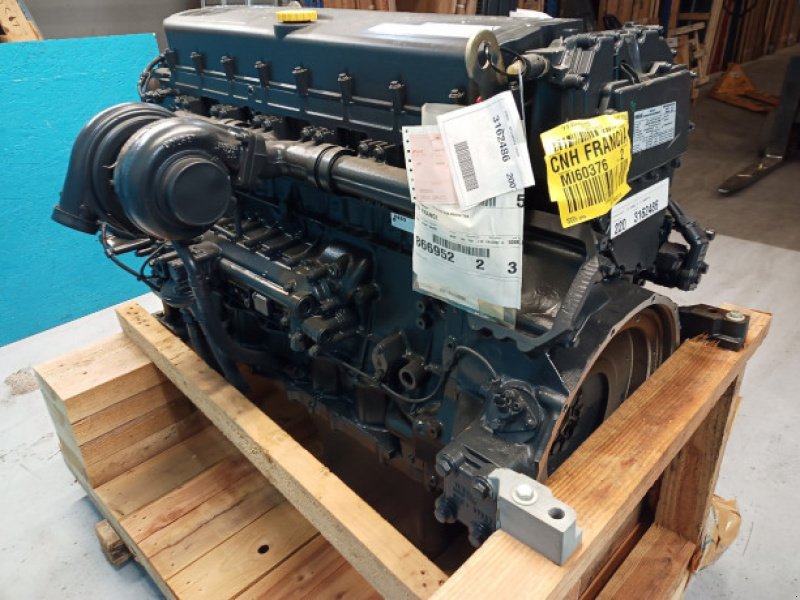 Motor und Motorteile типа Iveco F3AE0684P E904, Gebrauchtmaschine в Hemmet (Фотография 5)