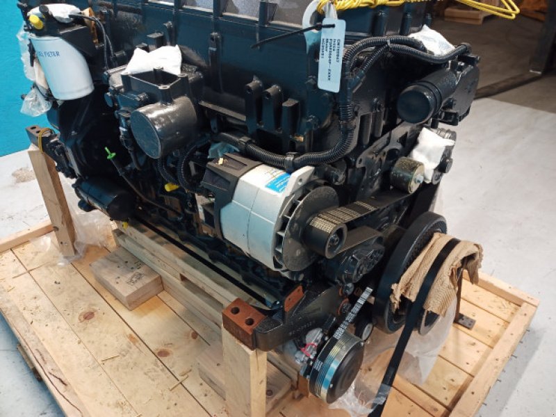 Motor und Motorteile типа Iveco F3AE0684P E905, Gebrauchtmaschine в Hemmet (Фотография 5)