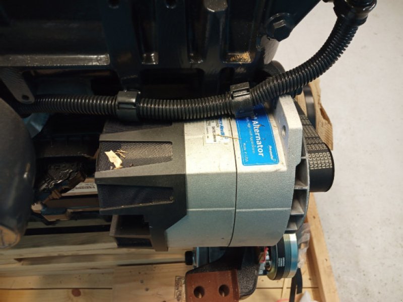 Motor und Motorteile типа Iveco F3AE0684P E905, Gebrauchtmaschine в Hemmet (Фотография 7)
