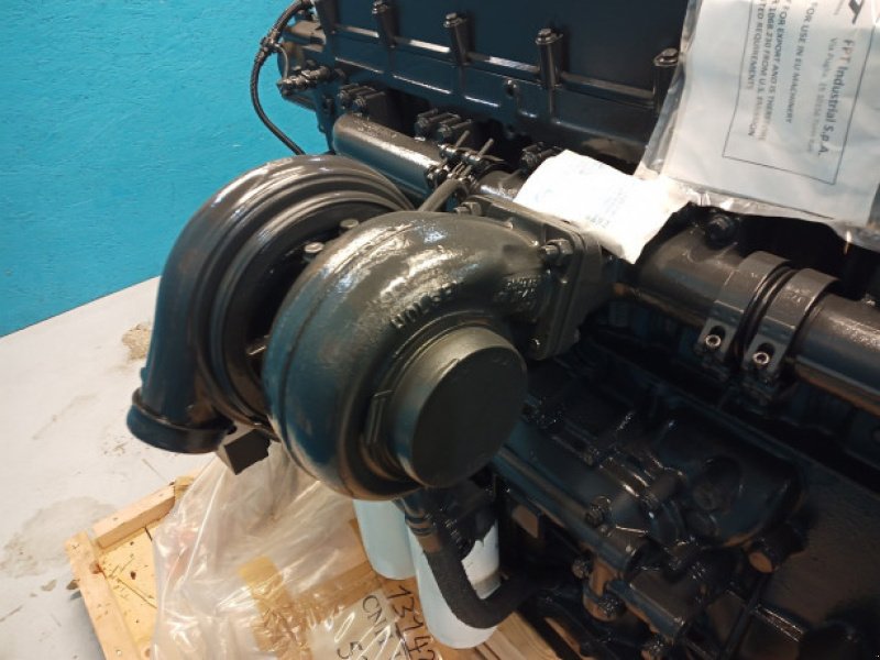 Motor und Motorteile типа Iveco F3AE0684P E905, Gebrauchtmaschine в Hemmet (Фотография 7)