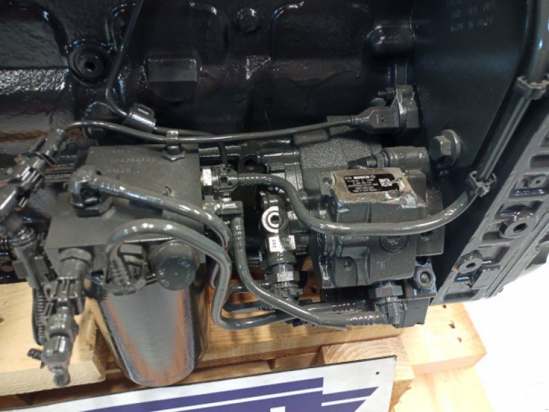 Motor und Motorteile типа Iveco F4HE9684J J100, Gebrauchtmaschine в Hemmet (Фотография 7)