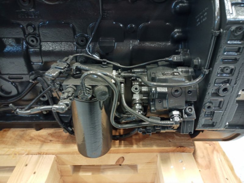 Motor und Motorteile типа Iveco F4HE9684J J100, Gebrauchtmaschine в Hemmet (Фотография 7)
