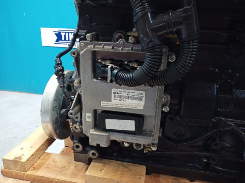 Motor und Motorteile типа Iveco F4HE9684J J100, Gebrauchtmaschine в Hemmet (Фотография 9)