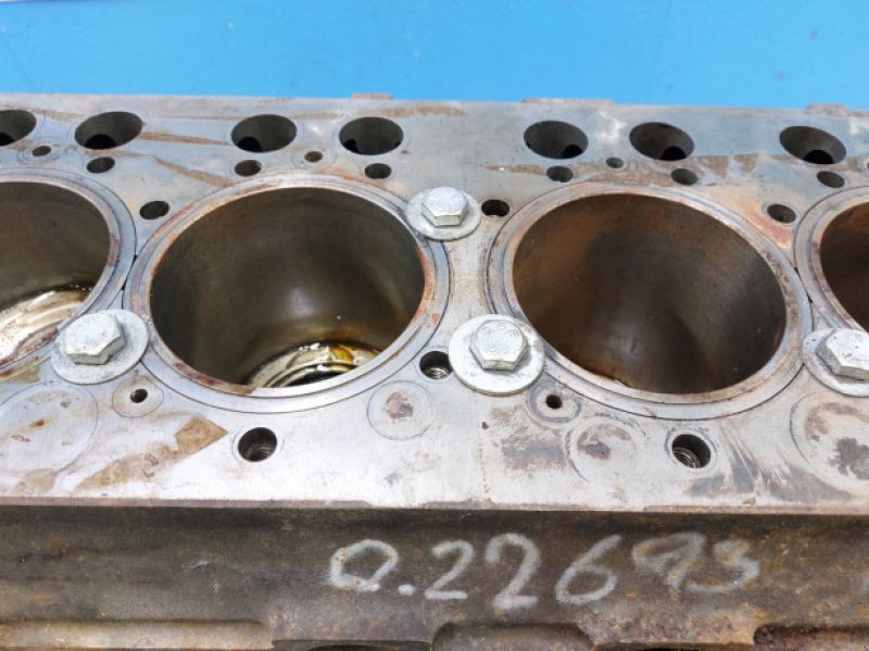 Motor und Motorteile типа Massey Ferguson 9380, Gebrauchtmaschine в Hemmet (Фотография 9)