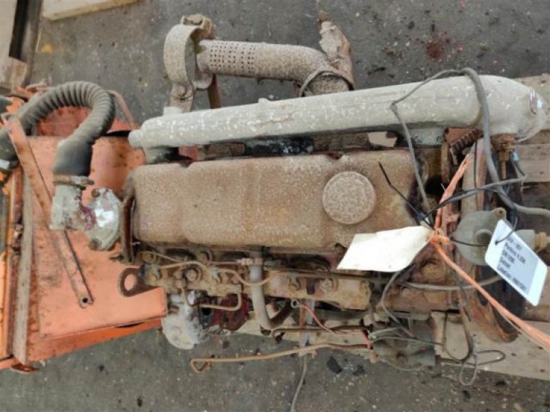 Motor und Motorteile типа Perkins 4.236 Defekt for parts, Gebrauchtmaschine в Hemmet (Фотография 7)