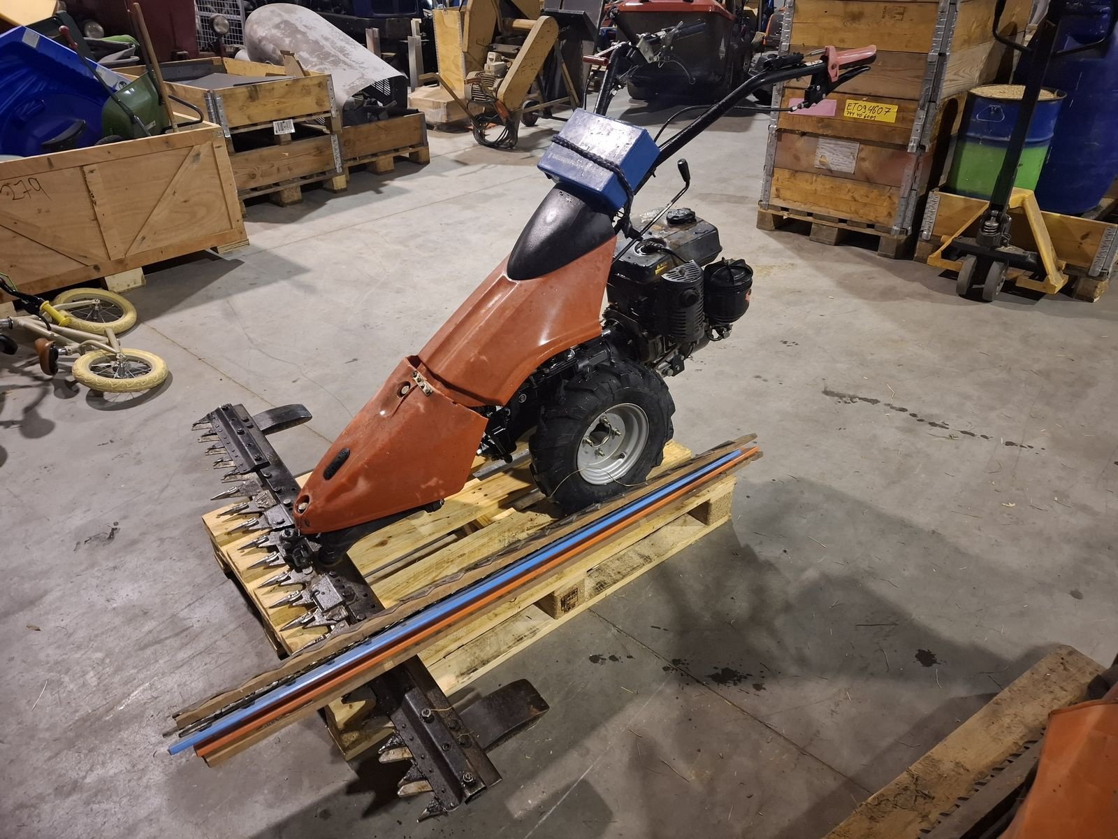 Motormäher des Typs Aebi BM 5, Gebrauchtmaschine in Saxen (Bild 7)