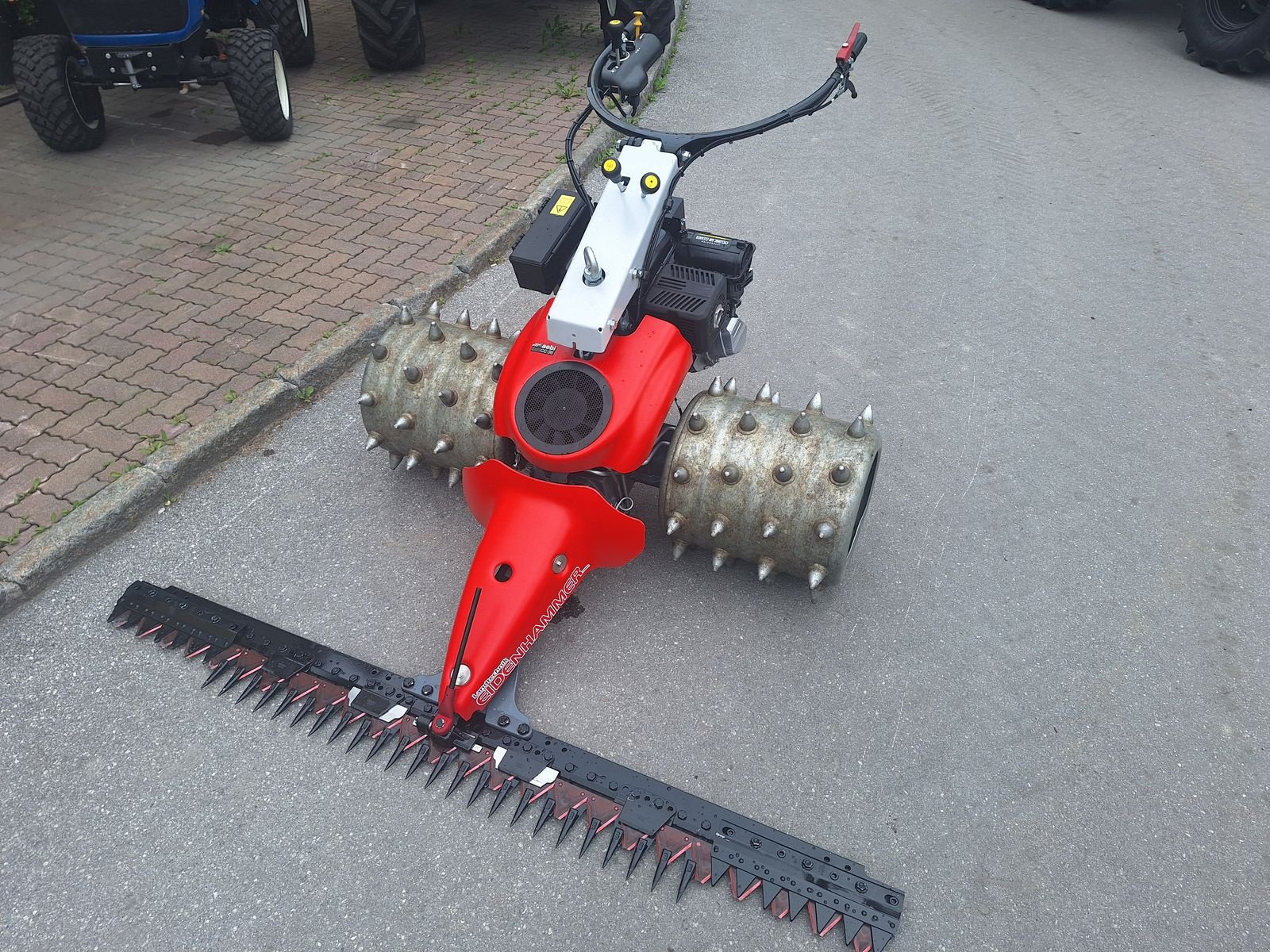 Motormäher typu Aebi CC 36 mit 14 PS und Radausschaltung, Vorführmaschine v Burgkirchen (Obrázek 1)