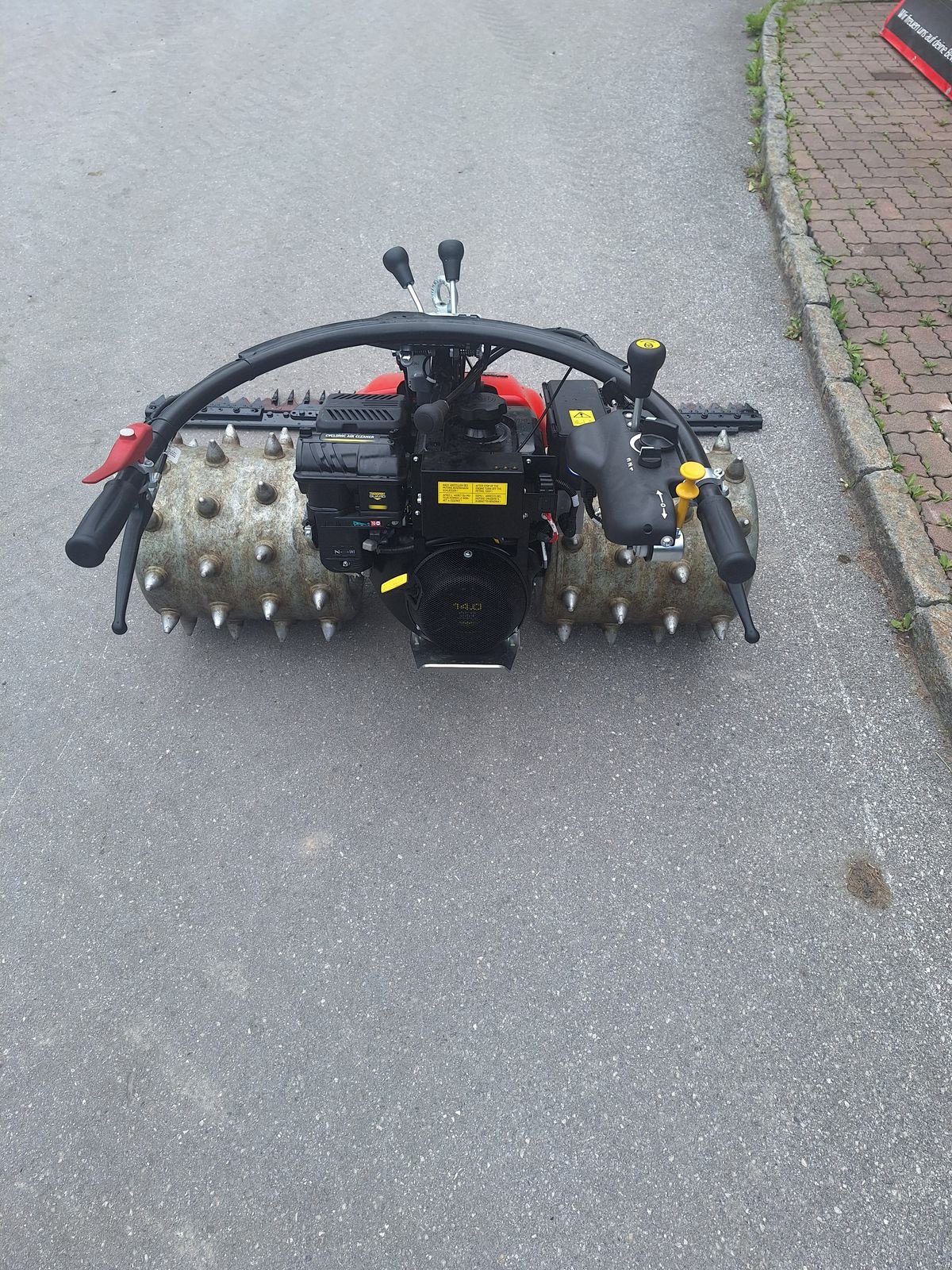 Motormäher typu Aebi CC 36 mit 14 PS und Radausschaltung, Vorführmaschine v Burgkirchen (Obrázek 4)