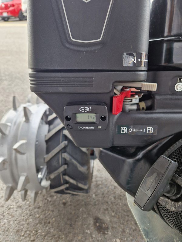 Motormäher des Typs Aebi CC110, Ausstellungsmaschine in Chavornay (Bild 4)