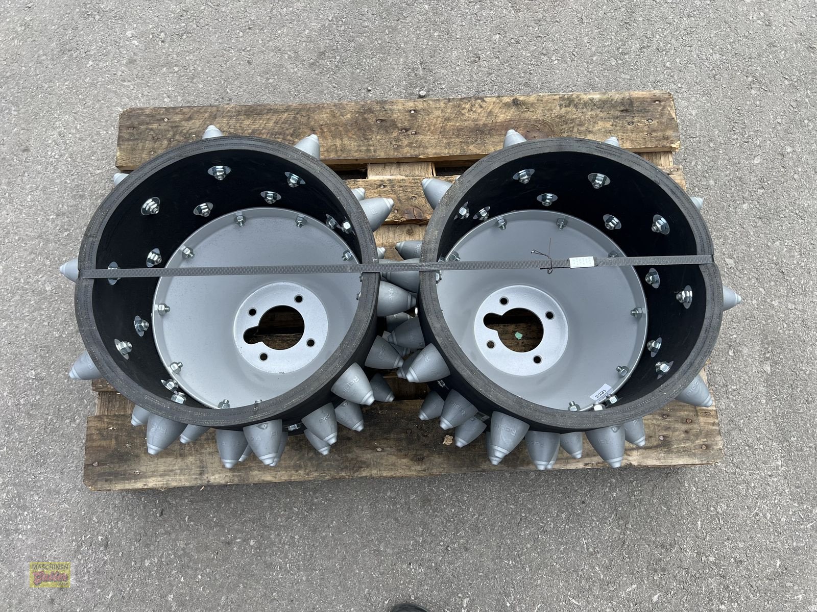 Motormäher tipa Aebi Flexispike Stachelwalzen zu Aebi CC36, Neumaschine u Kötschach (Slika 2)