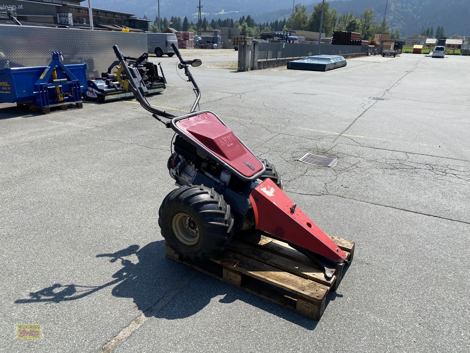 Motormäher of the type Aebi HC 44 Motormäher, Gebrauchtmaschine in Kötschach (Picture 1)