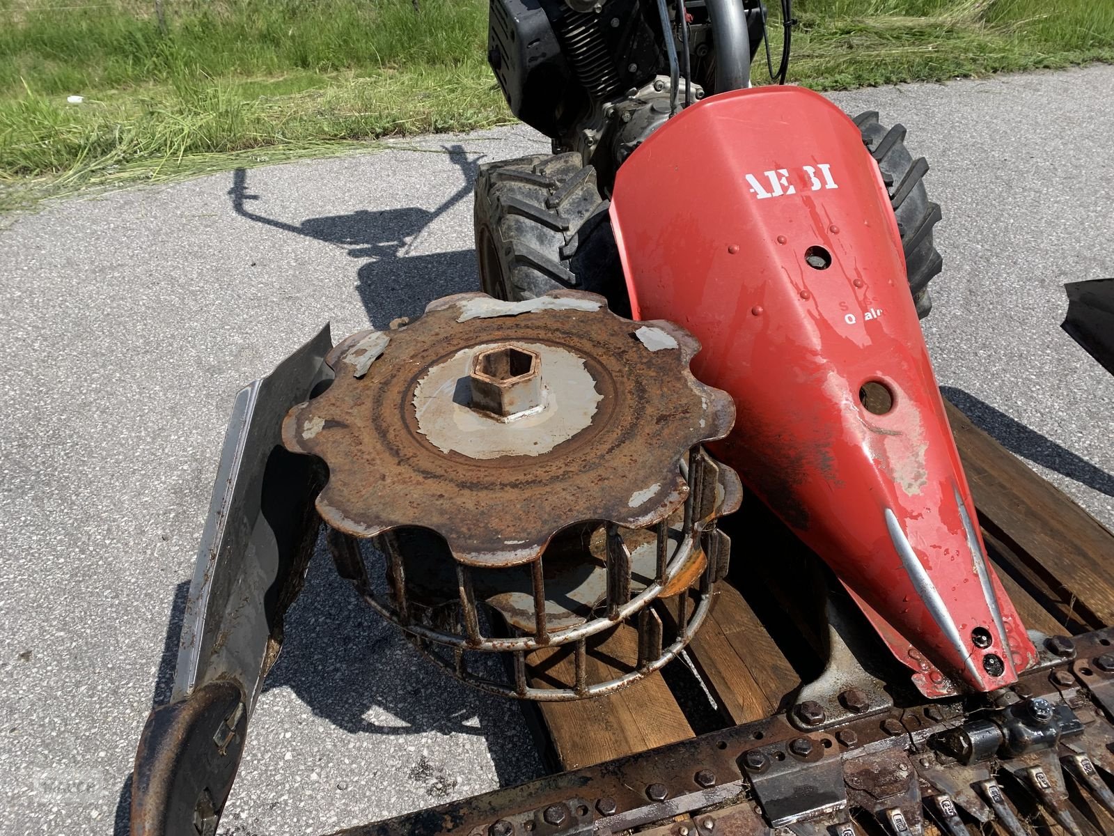 Motormäher typu Aebi Motormäher AM 9, Gebrauchtmaschine v Eben (Obrázek 5)