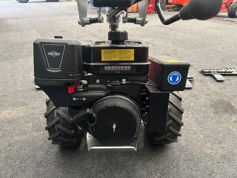 Motormäher des Typs Aebi Motormäher CC110 8PS 1,75m Freischnittbalken, Neumaschine in Tamsweg (Bild 11)