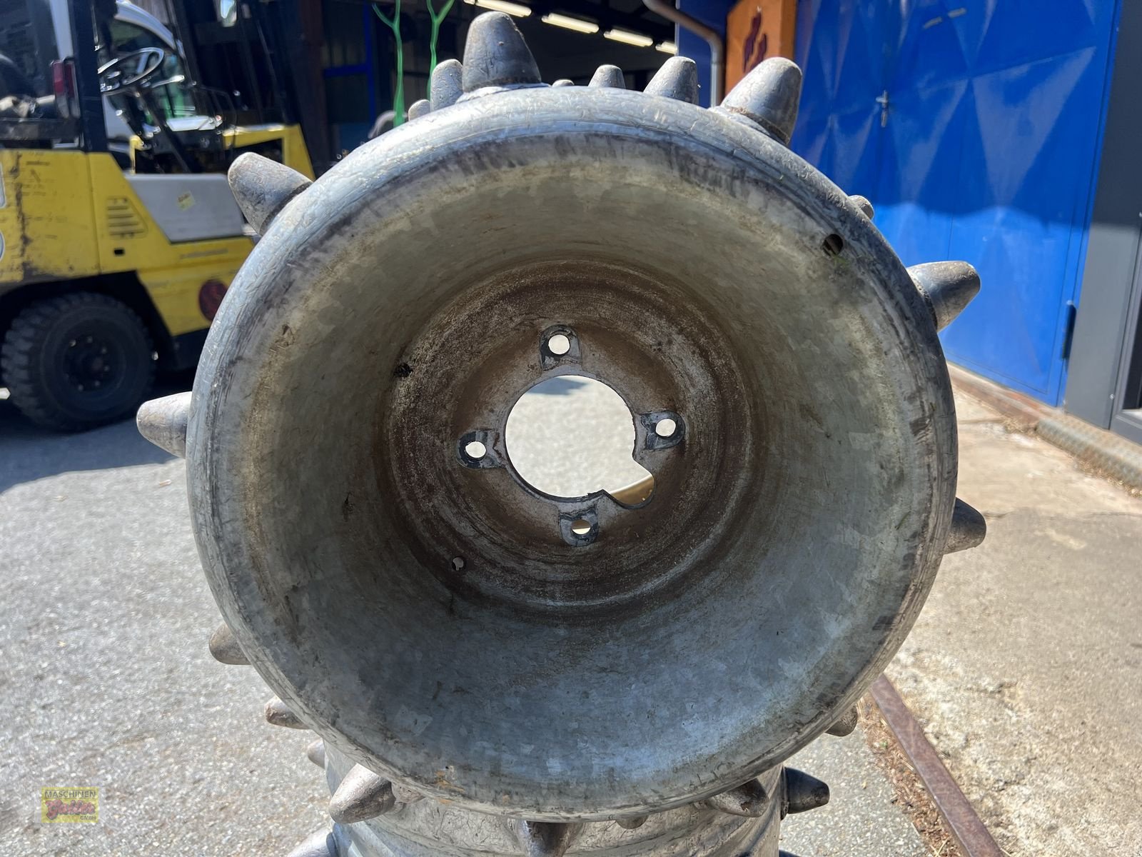 Motormäher of the type Aebi Stachelwalzen Stöckl 4-reihig zu Aebi CC36, Gebrauchtmaschine in Kötschach (Picture 3)