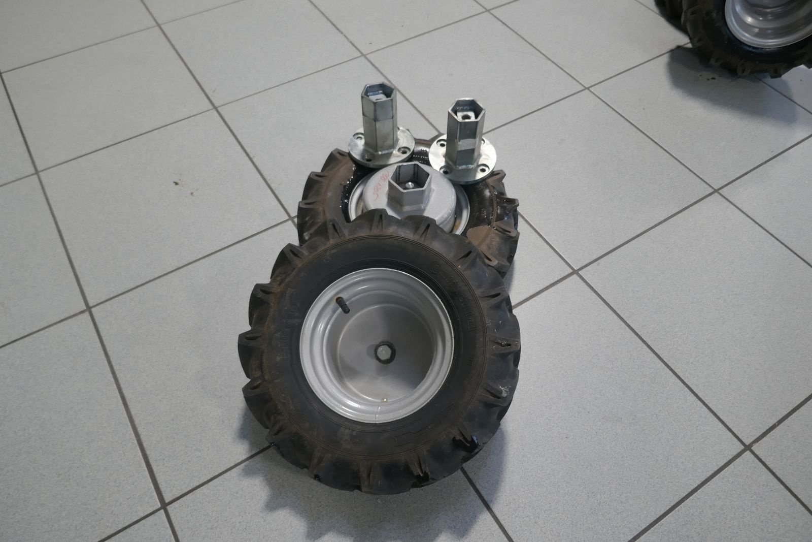 Motormäher of the type Aebi Zwillingsräder für CC 110, Gebrauchtmaschine in Villach (Picture 6)