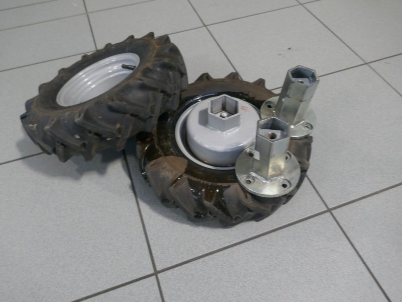 Motormäher des Typs Aebi Zwillingsräder für CC 110, Gebrauchtmaschine in Villach (Bild 1)