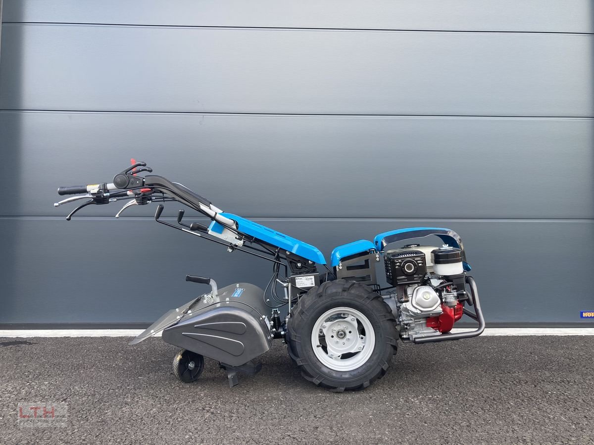 Motormäher of the type Bertolini 413, Neumaschine in Gnas (Picture 1)