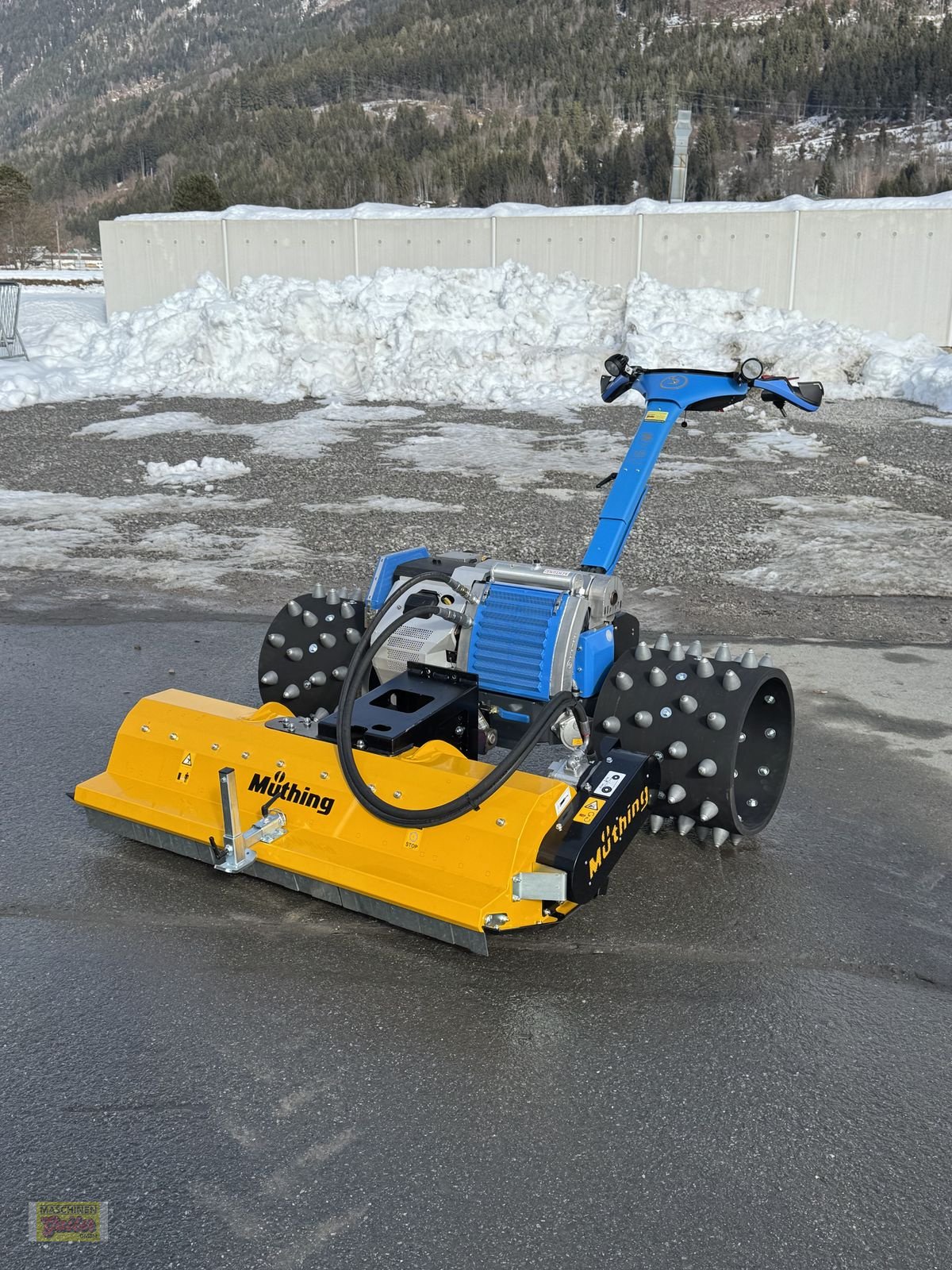 Motormäher of the type Brielmaier TYP 29 mit Müthing Mulcher, Neumaschine in Kötschach (Picture 28)